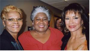 Dionne Warwick, Dorothy and Freda Payne perform at the David Gest All-Star Holiday Extravaganza held in Memphis, Dec. 2004.